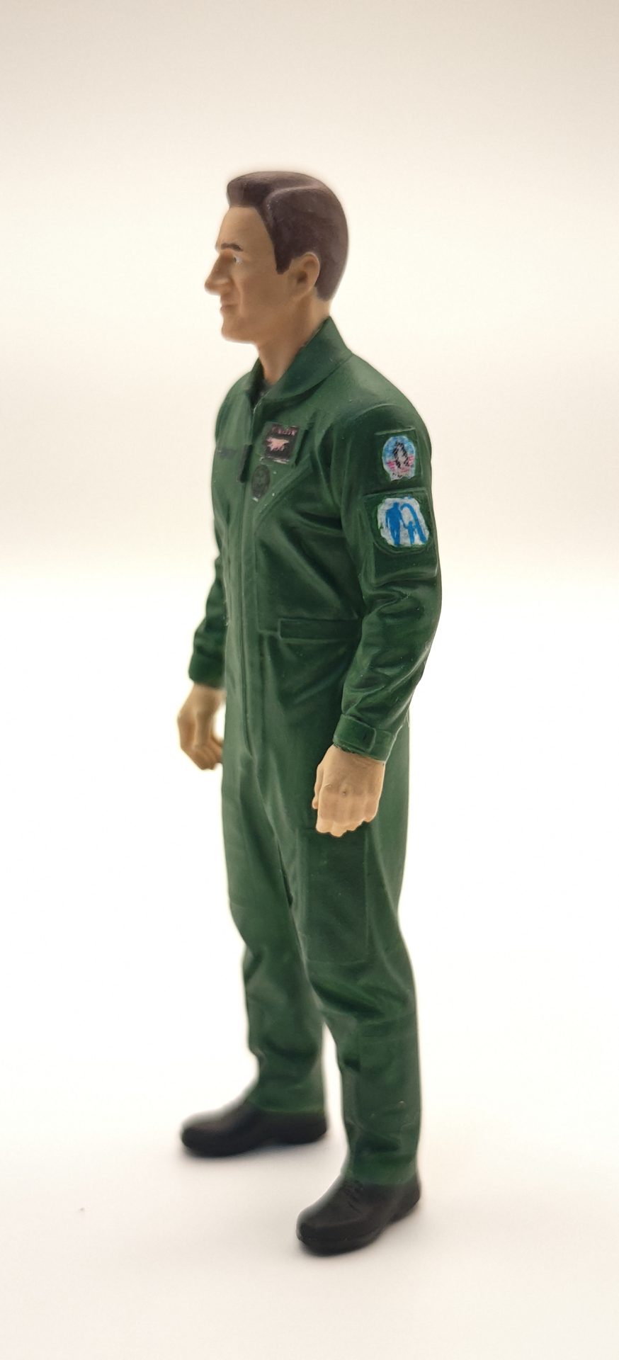 Navyflieger Figur &ndash; Seitenprofil, Flieger-Anzug in Navy Green
